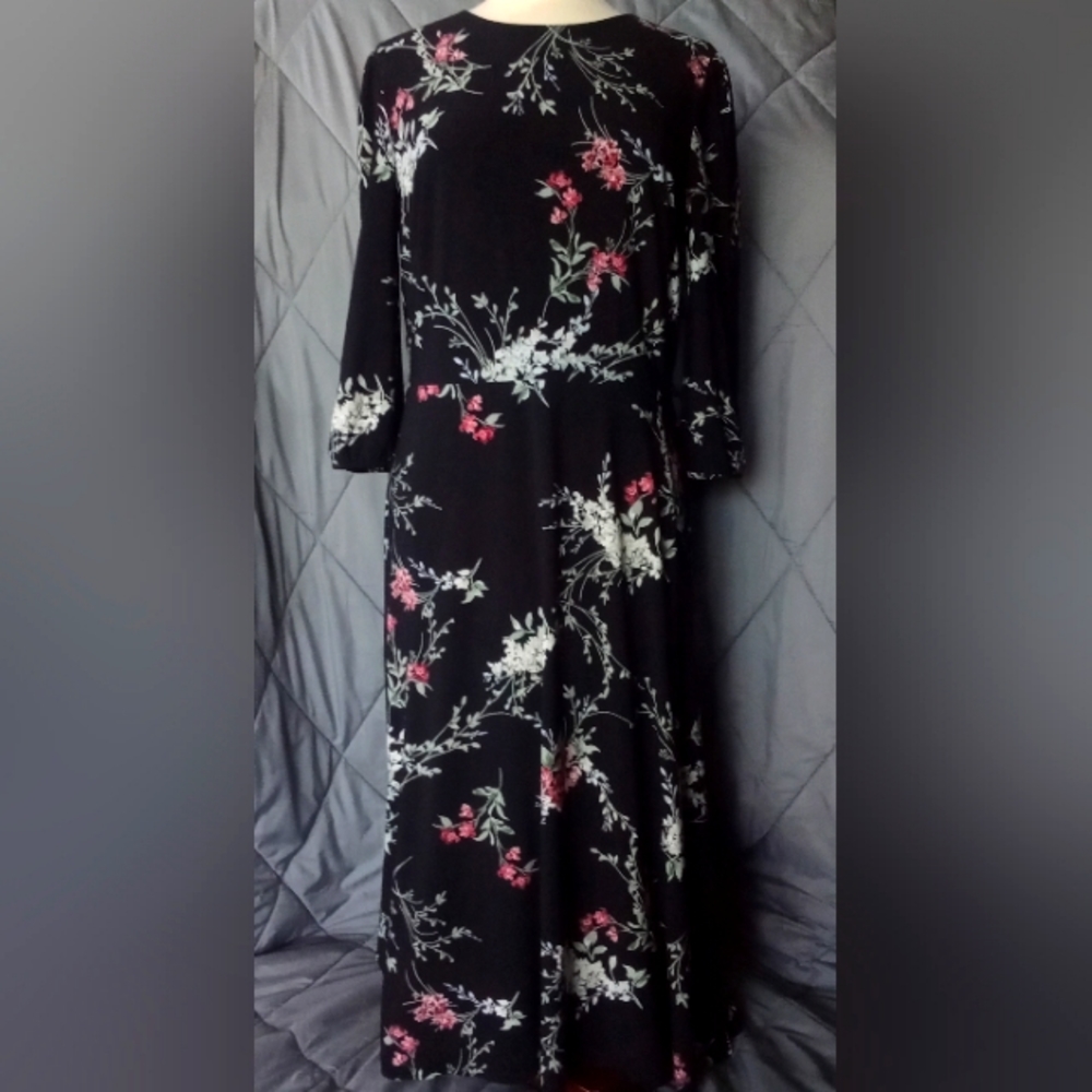 Ralph Lauren Black Floral 3/4 Length Sleeves Midi Sheath Dress Flower Pattern